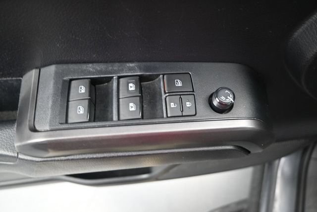 Used 2020 Toyota Tacoma TRD Sport AWD/4WD image 12