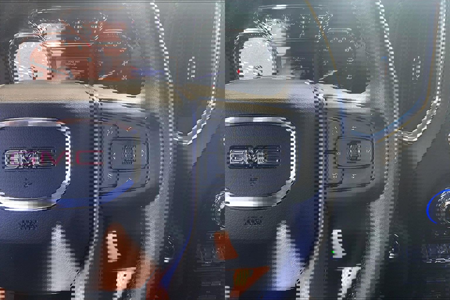 Used 2020 GMC Sierra 1500 AT4 image 24