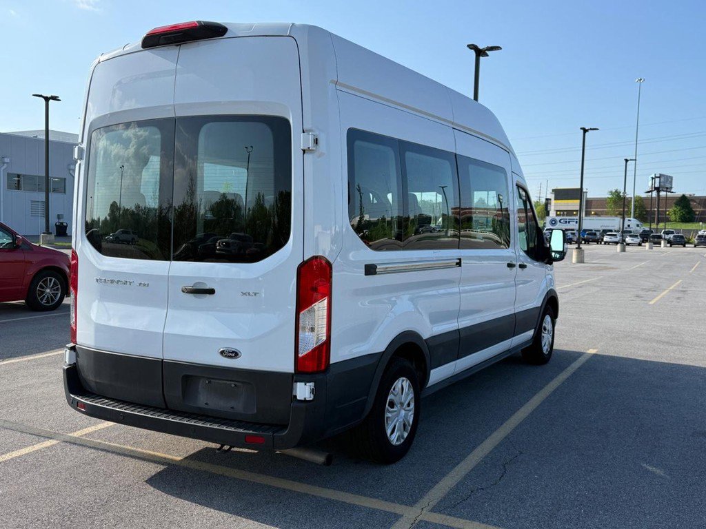 Used 2023 Ford Transit 350 XLT image 7
