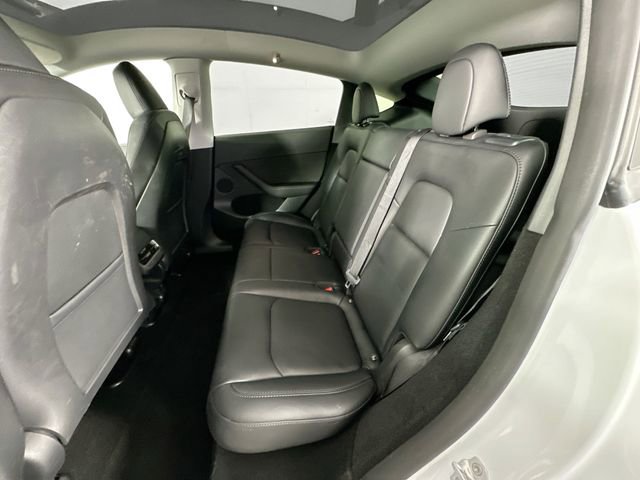 Used 2023 Tesla Model Y Performance image 22
