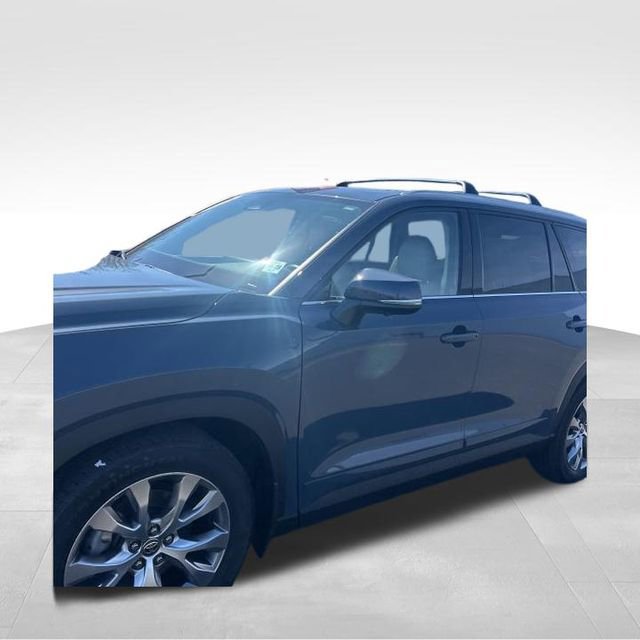 Used 2024 Toyota Grand Highlander XLE image 2