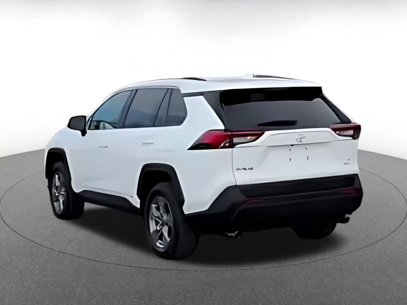 Used 2025 Toyota RAV4 LE image 15