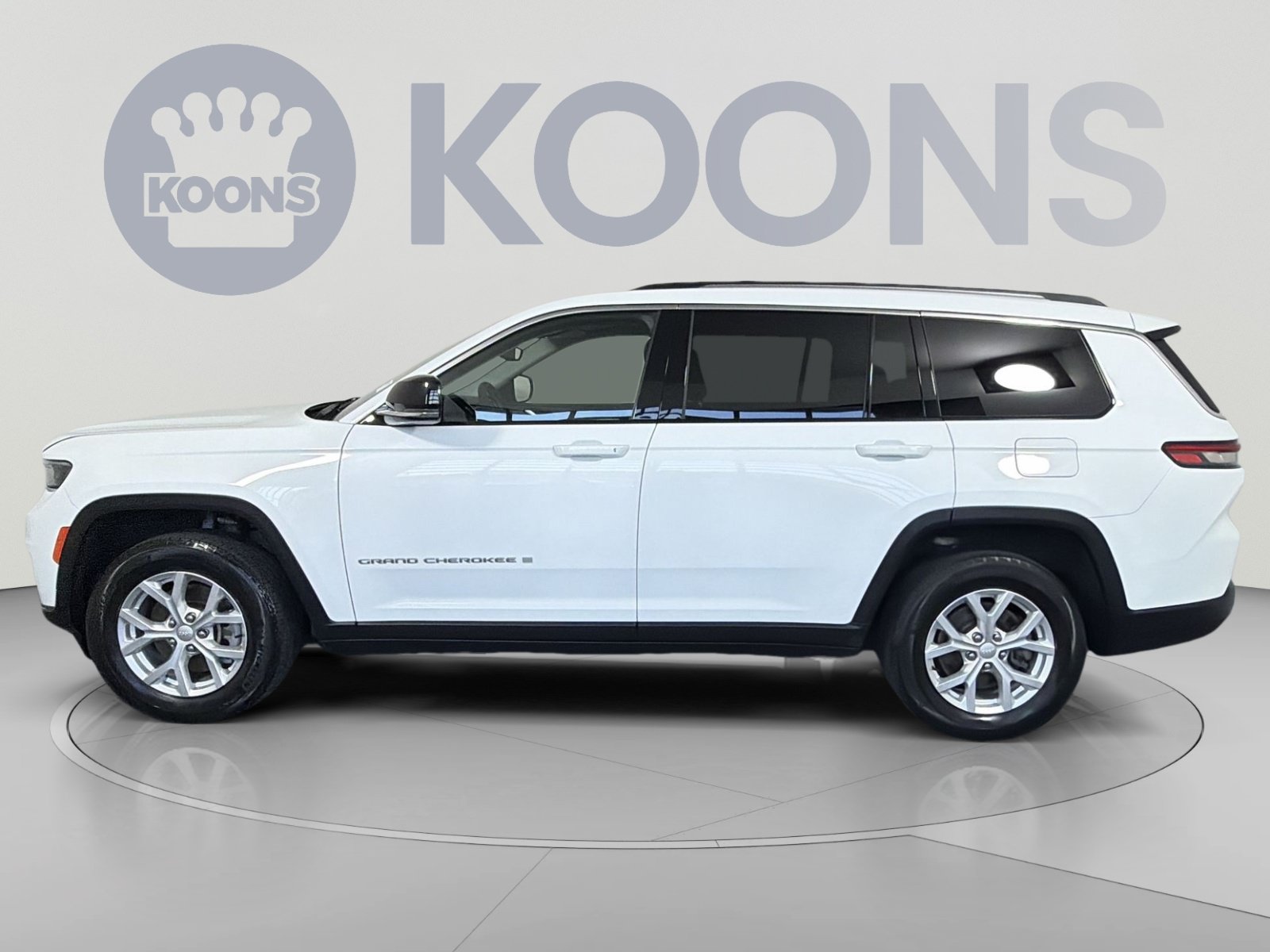 Used 2023 Jeep Grand Cherokee L Limited w/ Trailer Tow Group (B) AWD/4WD image 2