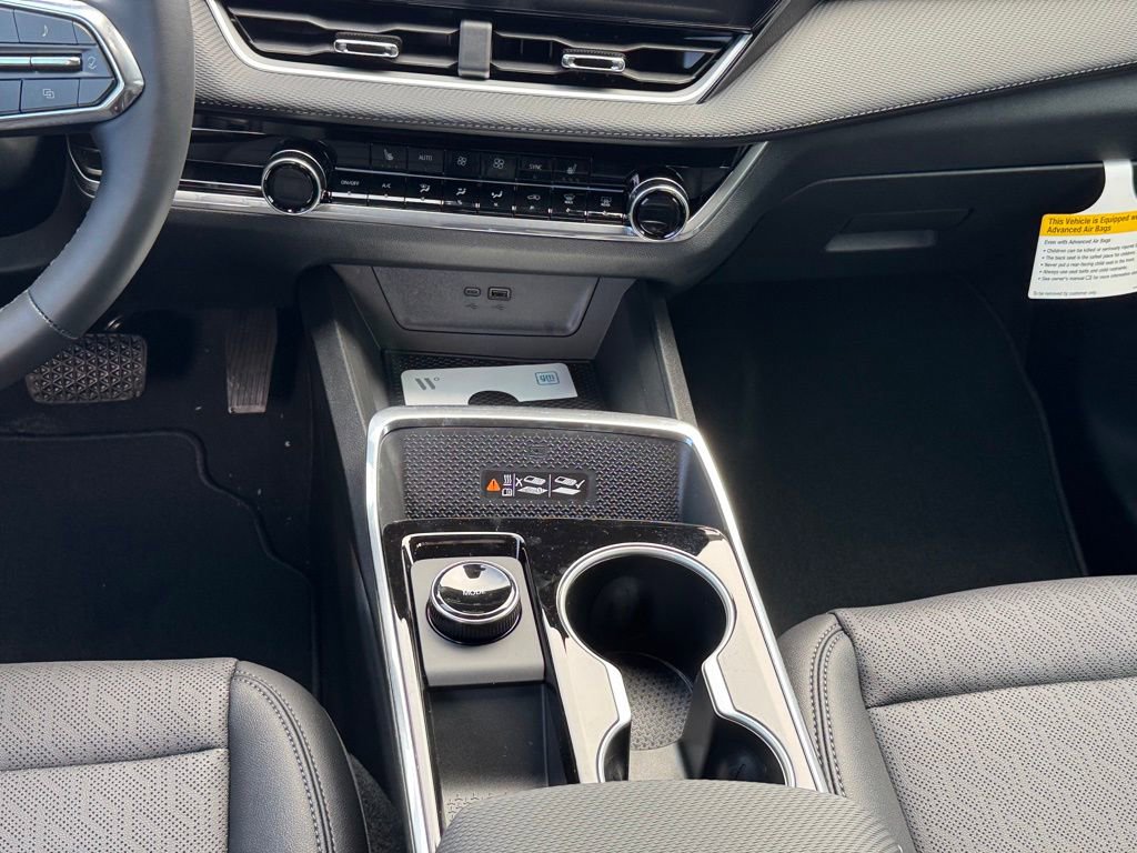 New 2026 Chevrolet Equinox LT w/ Convenience Package II image 21