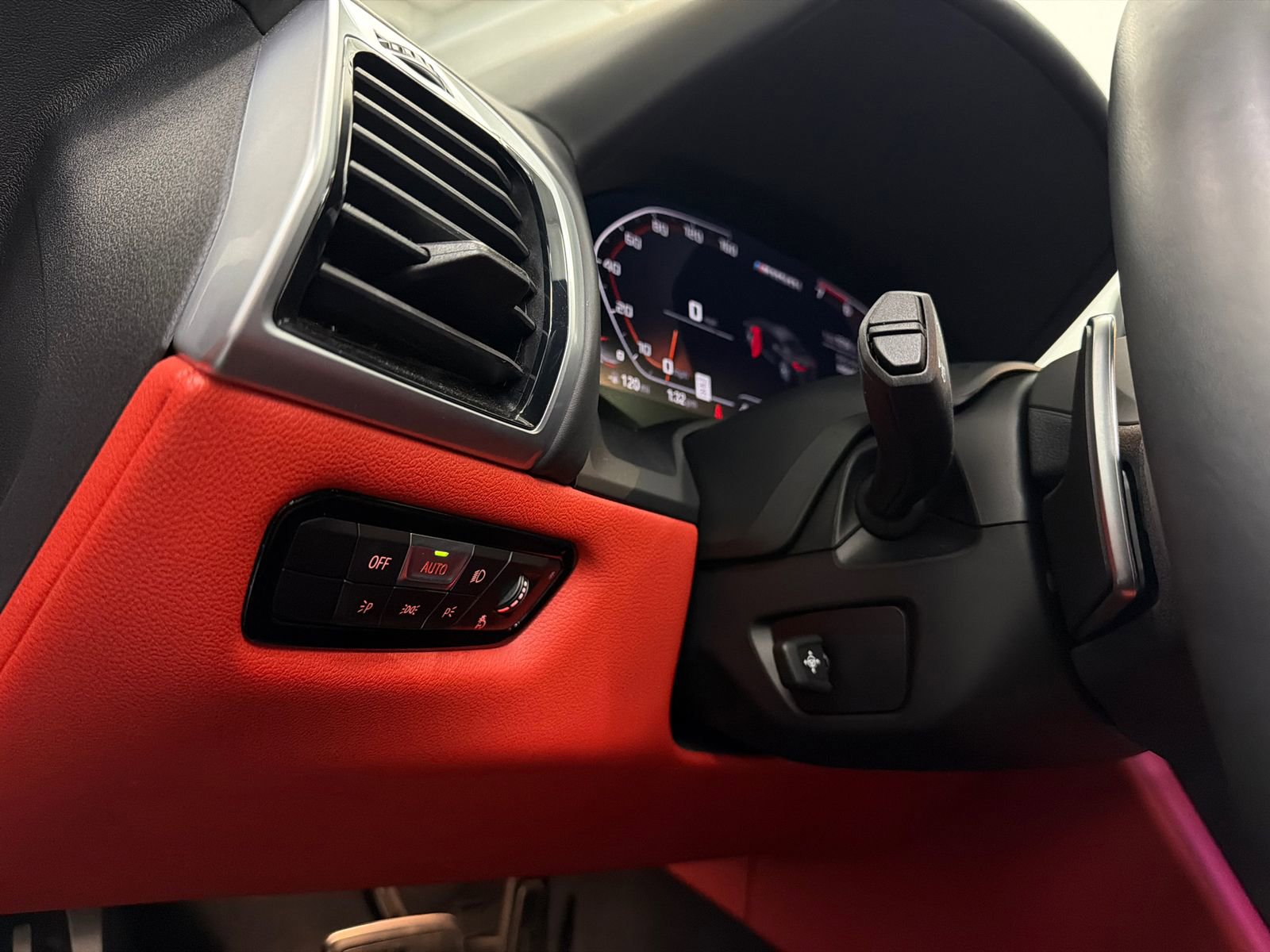 Used 2025 BMW M850i xDrive Coupe w/ M Carbon Exterior Package image 42