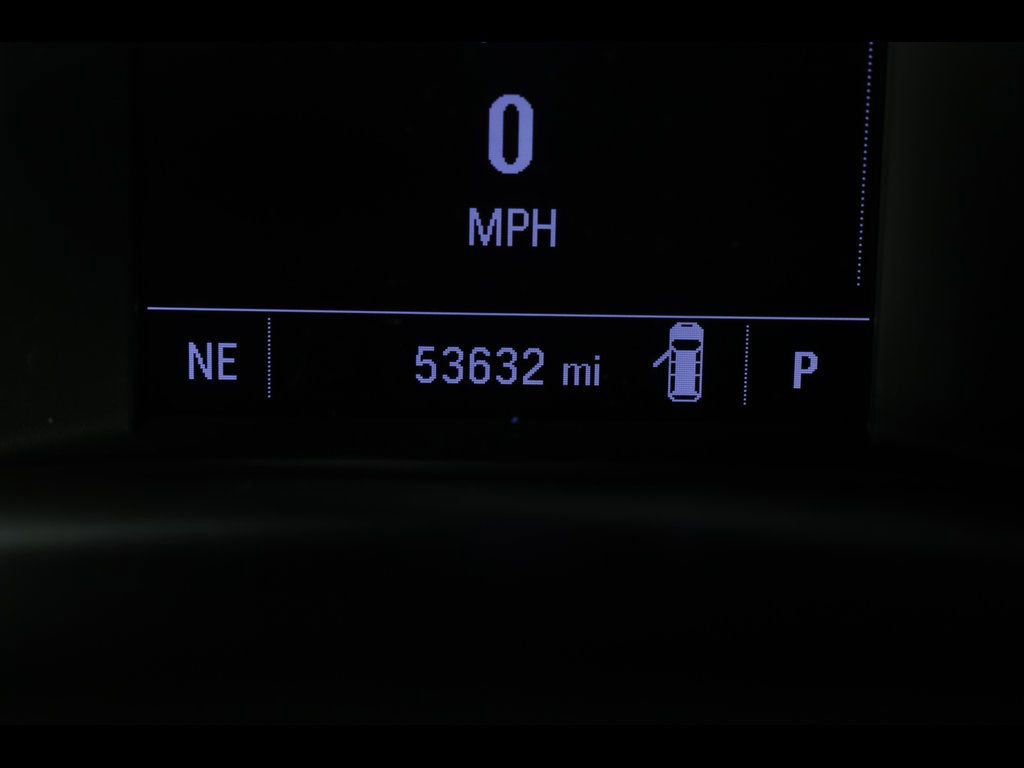 Used 2023 Chevrolet Traverse LS AWD/4WD image 24