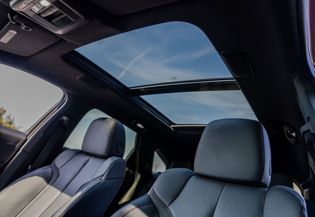 Used 2024 Acura ZDX A-Spec image 18