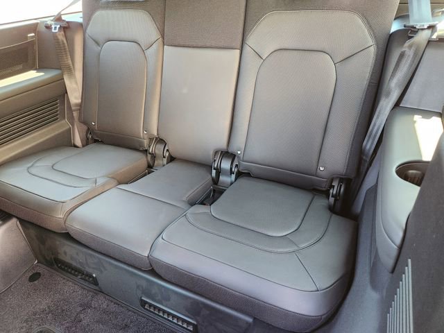 New 2025 Land Rover Defender 130 V8 image 21