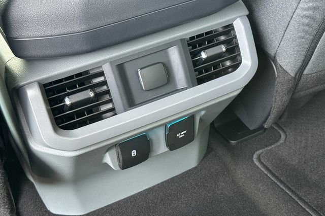 Used 2024 Ford F150 Lightning Flash image 14