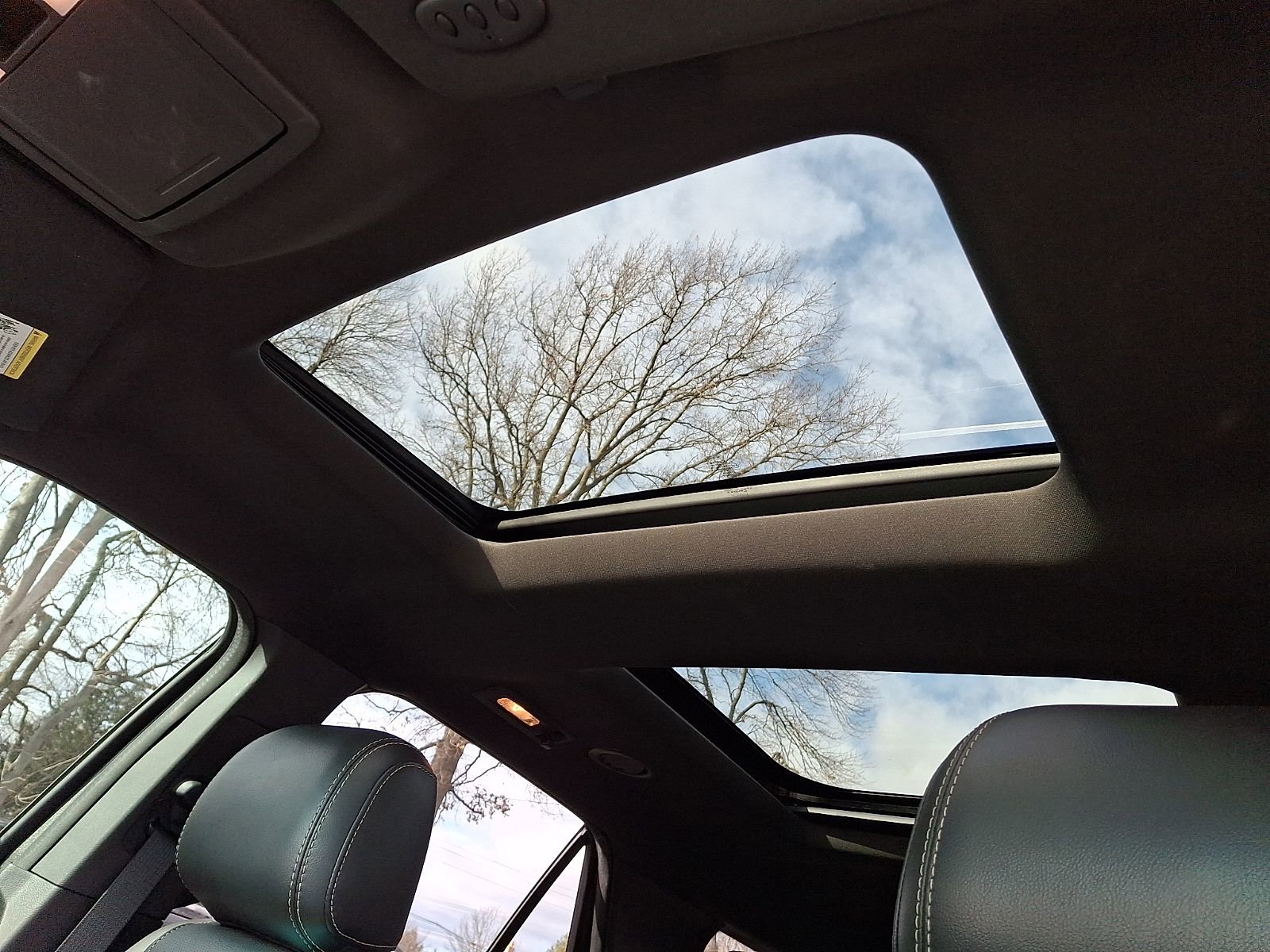 Used 2015 Ford Explorer Sport w/ Equipment Group 401A image 15