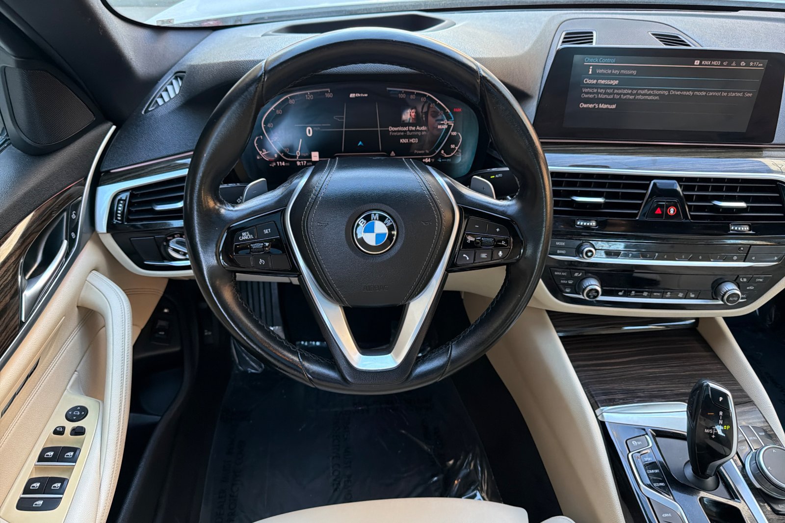 Used 2020 BMW 530e w/ Premium Package RWD image 15