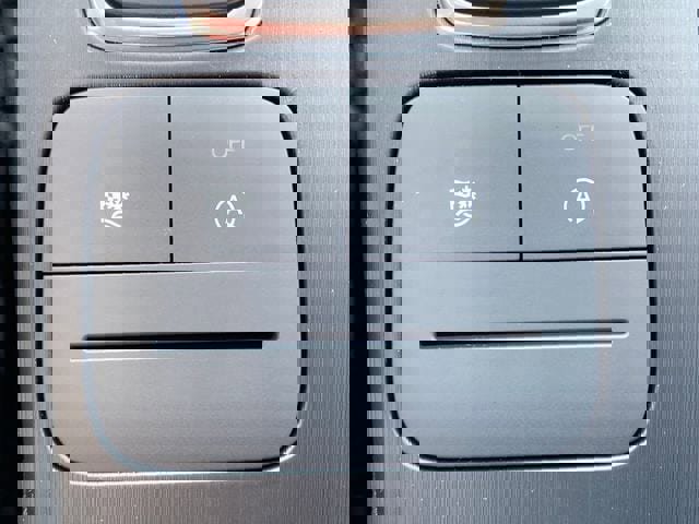 New 2025 Ford Escape Active image 29