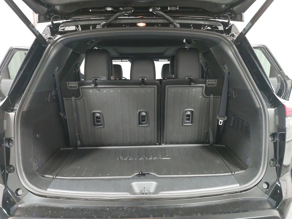 New 2026 Nissan Pathfinder SV image 13