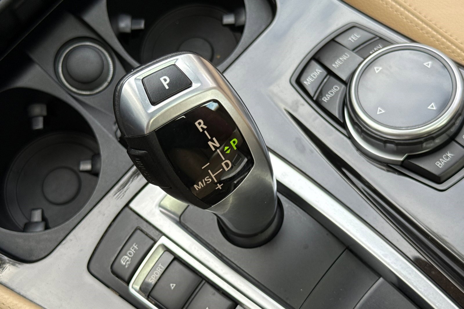 Used 2014 BMW 528i Sedan image 27