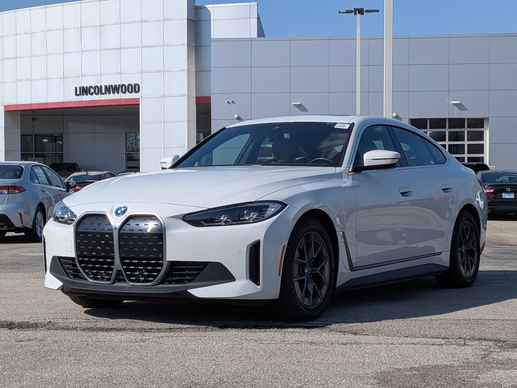 Used 2024 BMW i4 xDrive40i AWD/4WD image 3