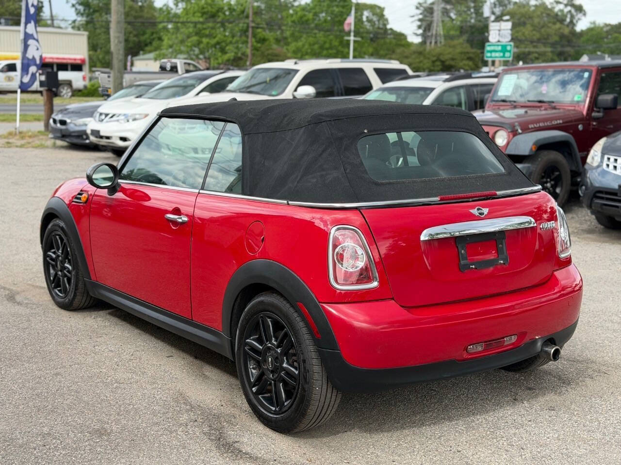 Used 2013 MINI Cooper Convertible FWD image 21