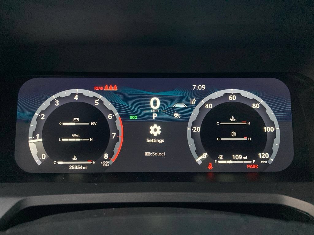 Certified 2025 Toyota Tacoma TRD Sport AWD/4WD image 14