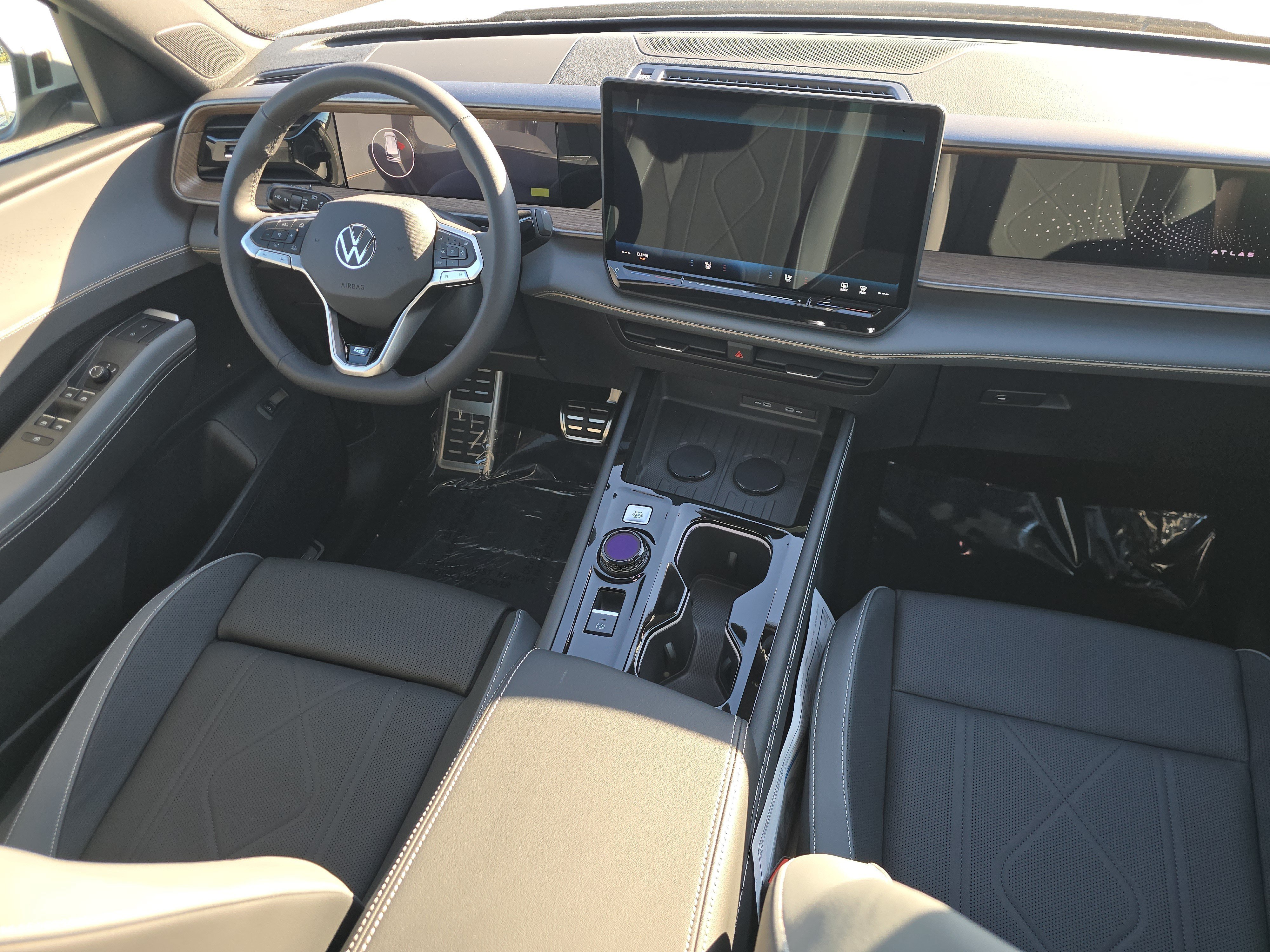 New 2027 Volkswagen Atlas SEL R-Line AWD/4WD image 21