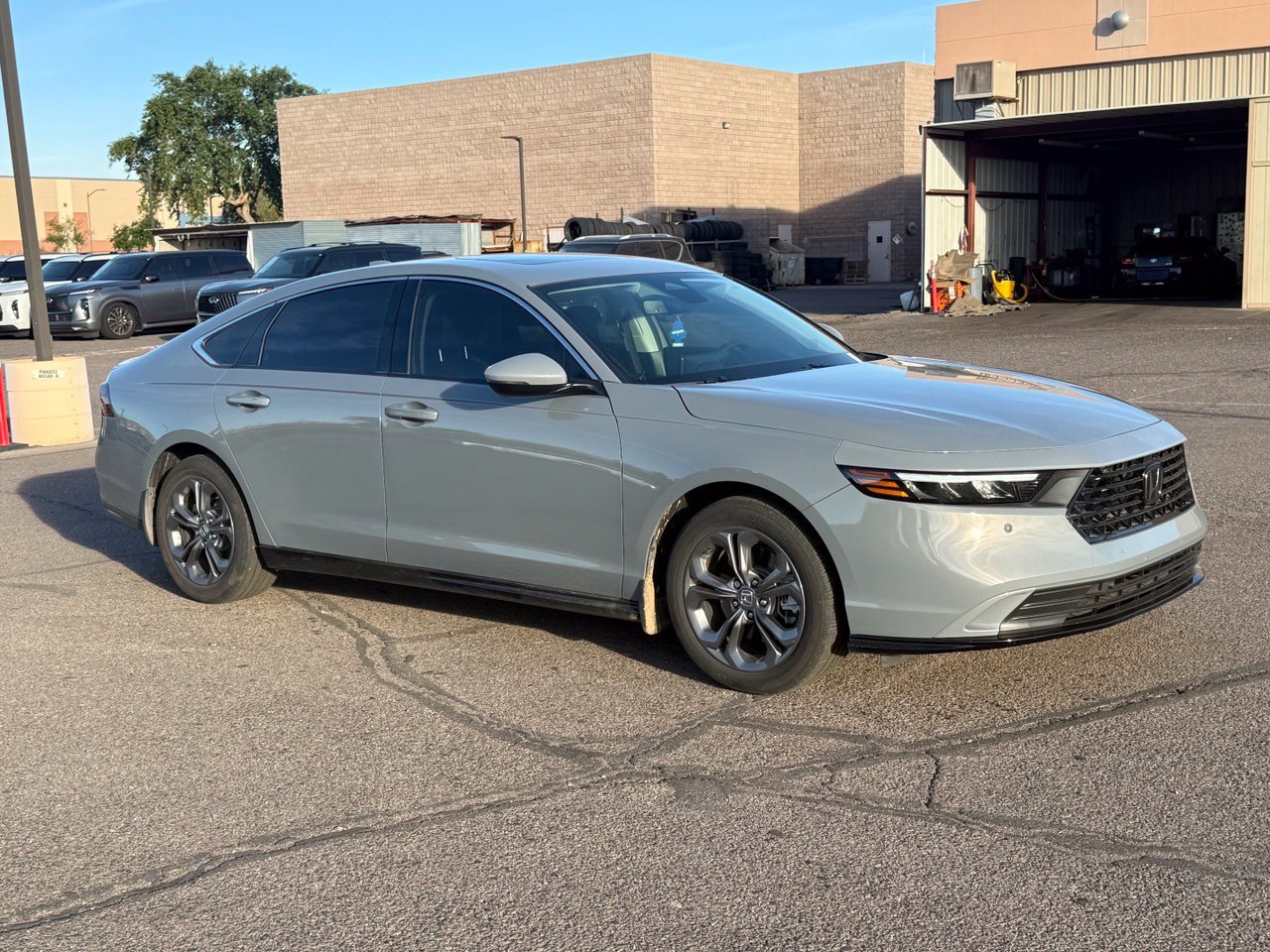 Used 2025 Honda Accord EX-L image 3