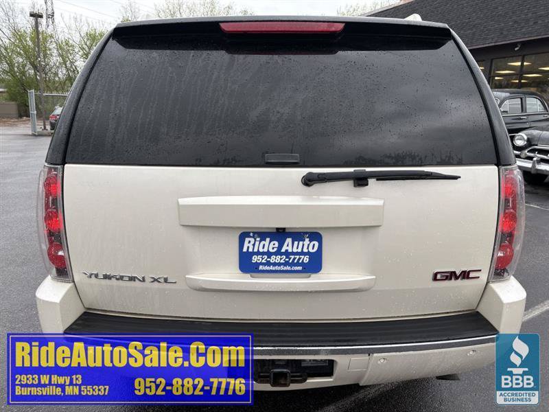 Used 2013 GMC Yukon XL Denali AWD/4WD image 6