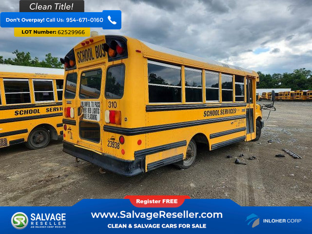 Used 2012 Chevrolet Express 4500 w/ School Bus Package RWD image 5