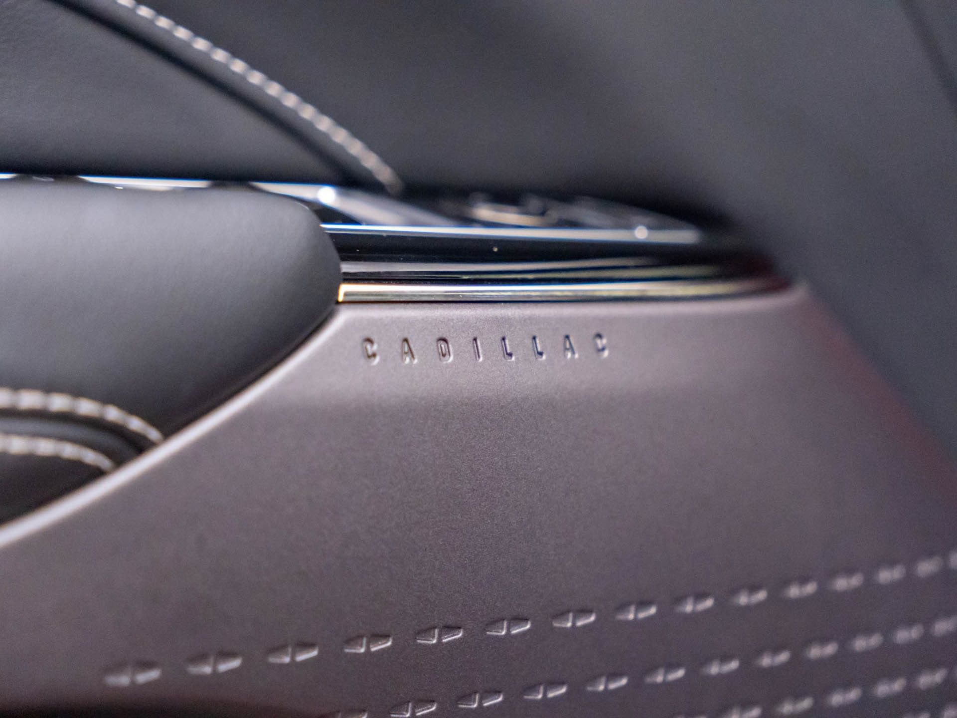 Certified 2024 Cadillac Lyriq Tech AWD/4WD image 18