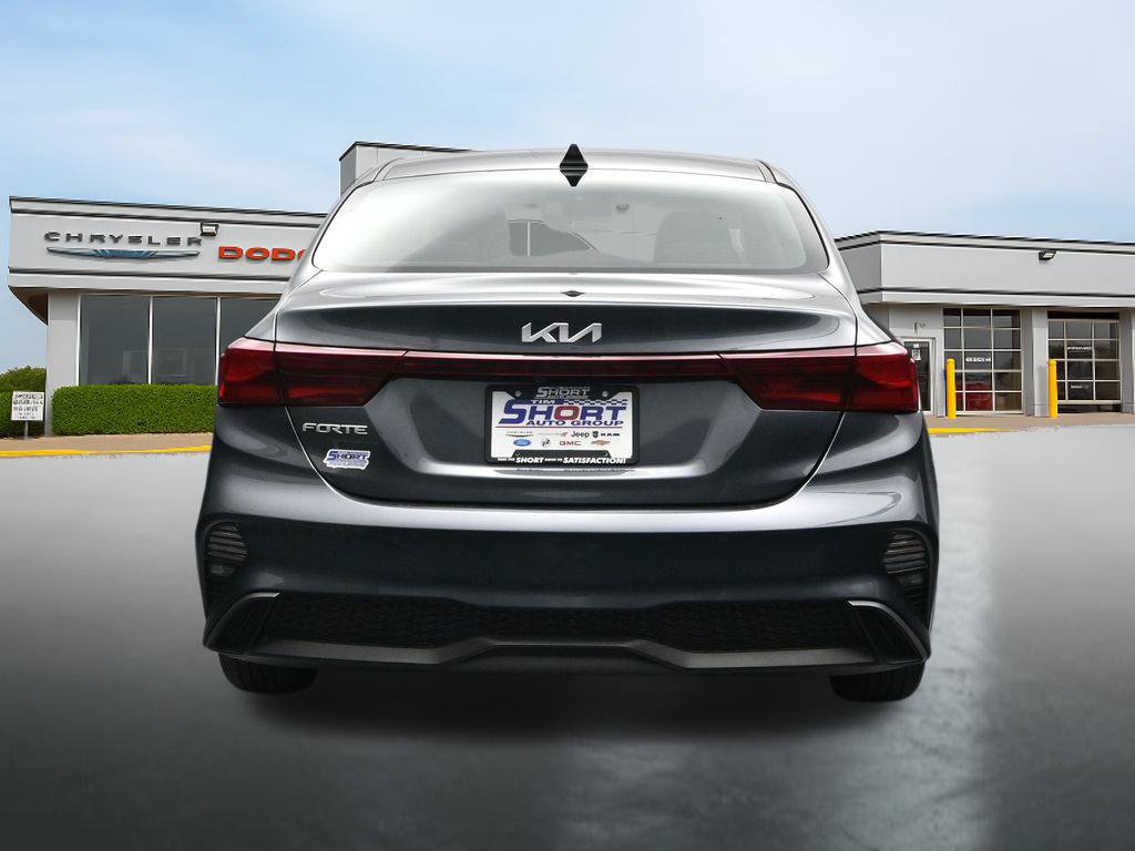 Used 2024 Kia Forte LXS FWD image 4