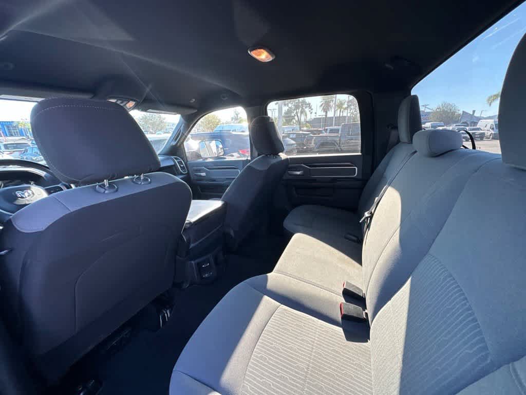 Used 2022 RAM 2500 Big Horn AWD/4WD image 9