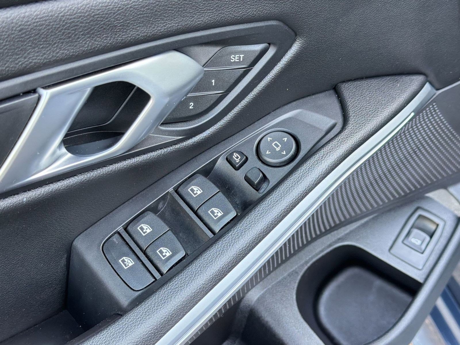 Certified 2025 BMW 330i Sedan image 20