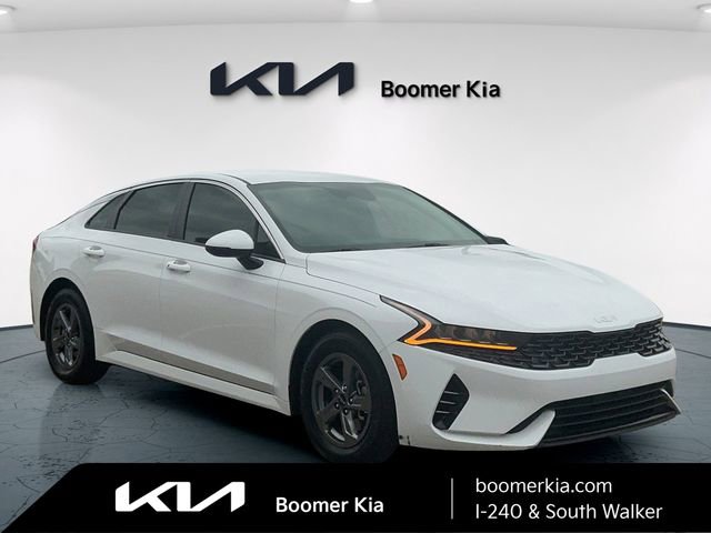 Used 2023 Kia K5 LXS FWD image 3