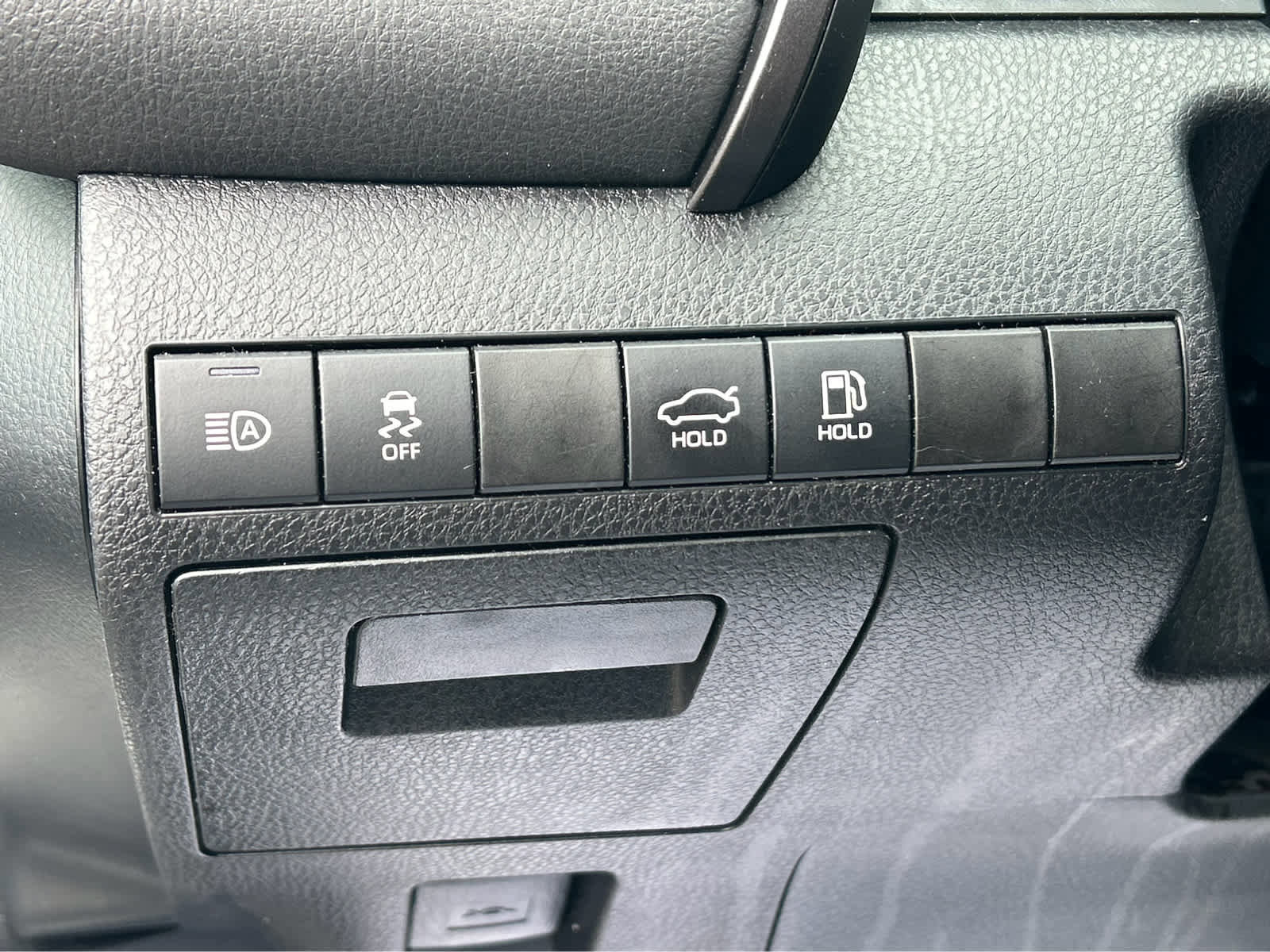 Used 2023 Toyota Camry SE image 15