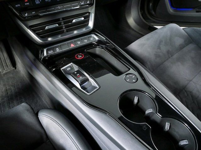Used 2023 Audi e-tron GT Prestige w/ Prestige Package image 18