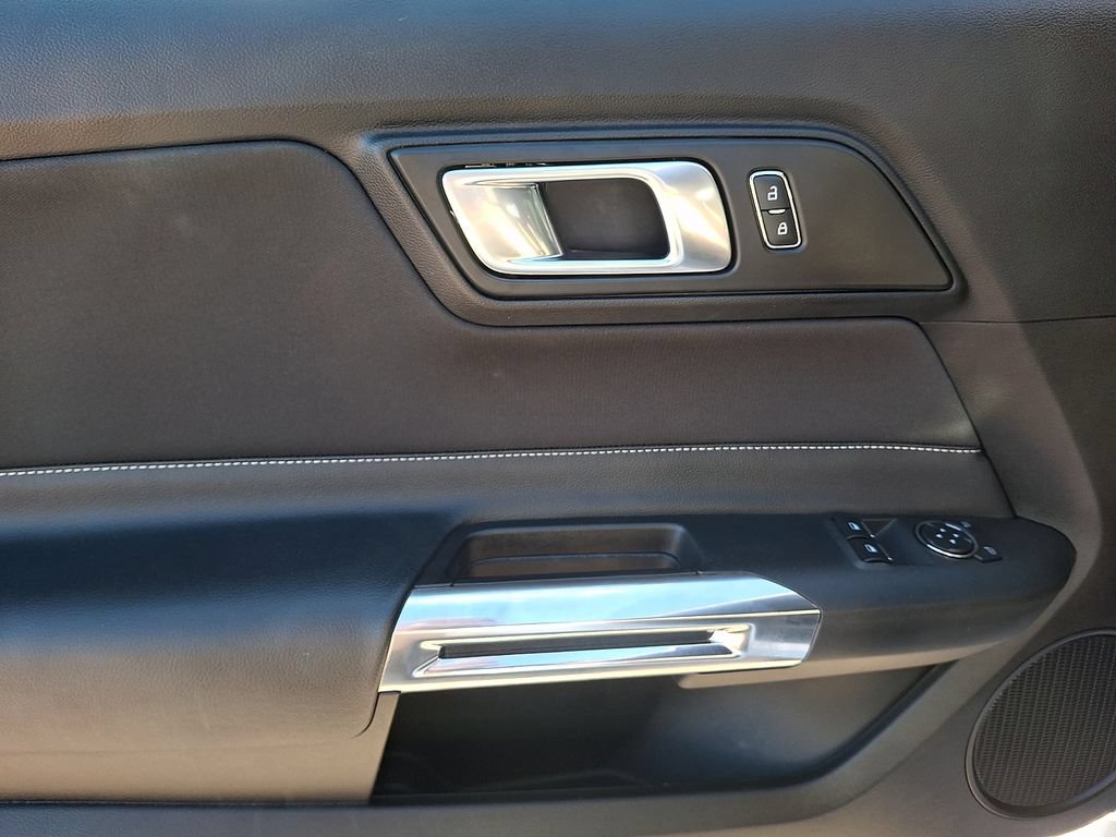 Used 2020 Ford Mustang GT w/ Ford Safe & Smart Package RWD image 12