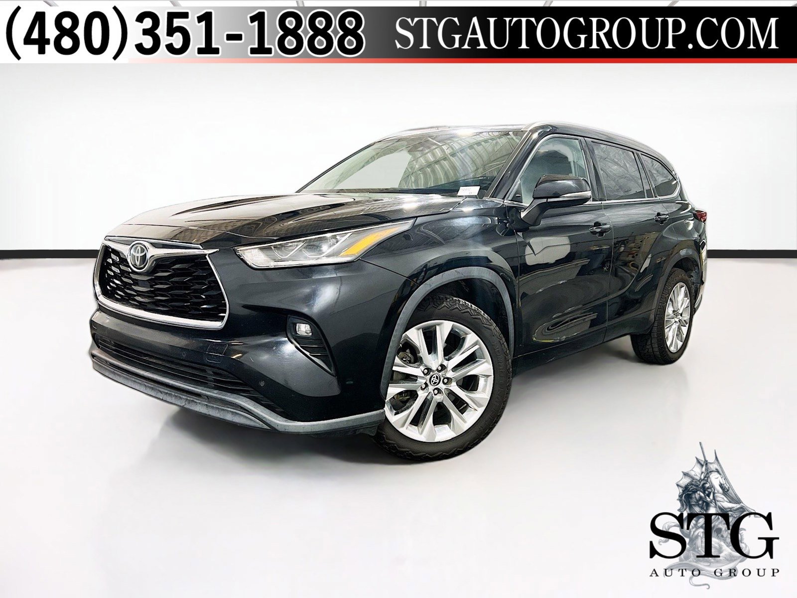 Used 2020 Toyota Highlander Limited w/ Phone Cable & Charge Package