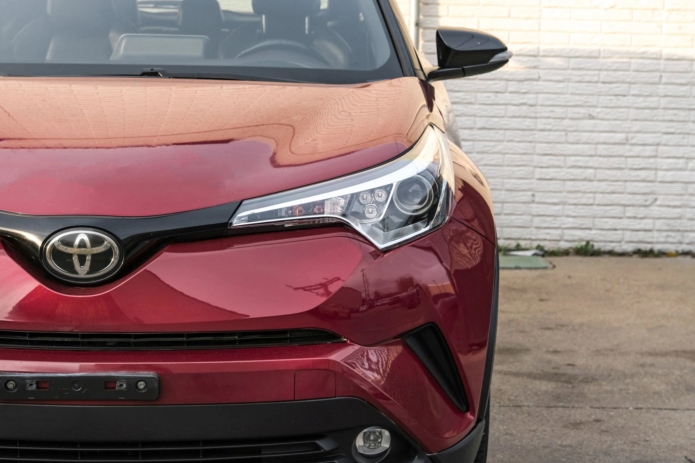 Used 2019 Toyota C-HR Limited image 46