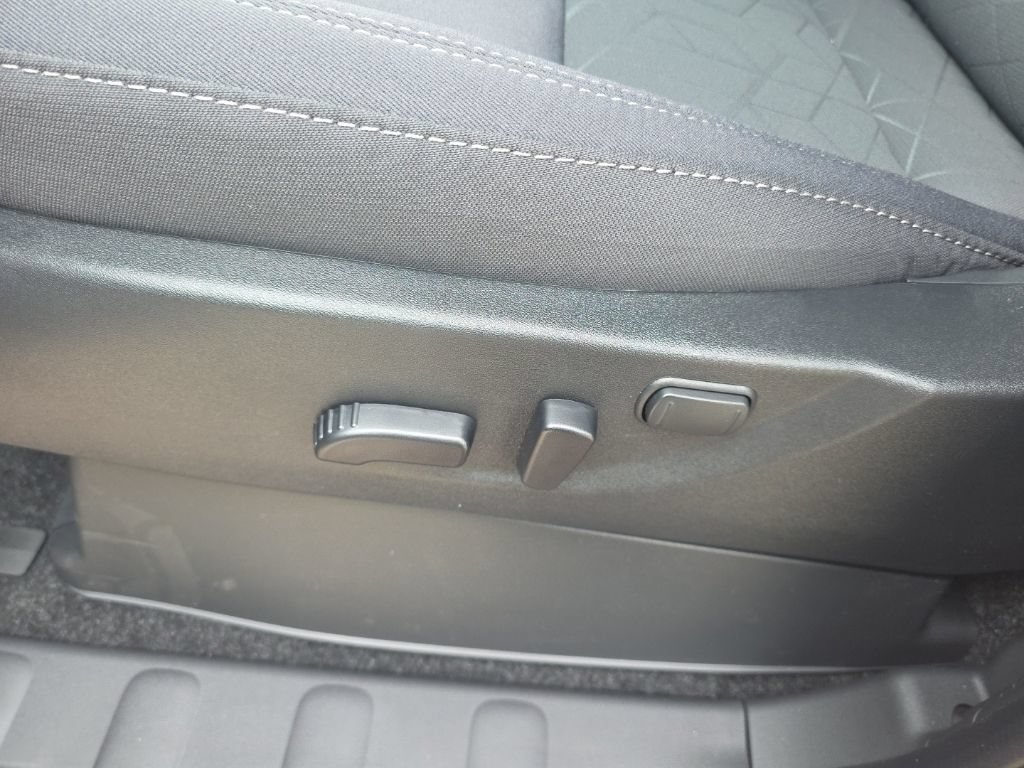 New 2026 Nissan Frontier SV AWD/4WD image 18