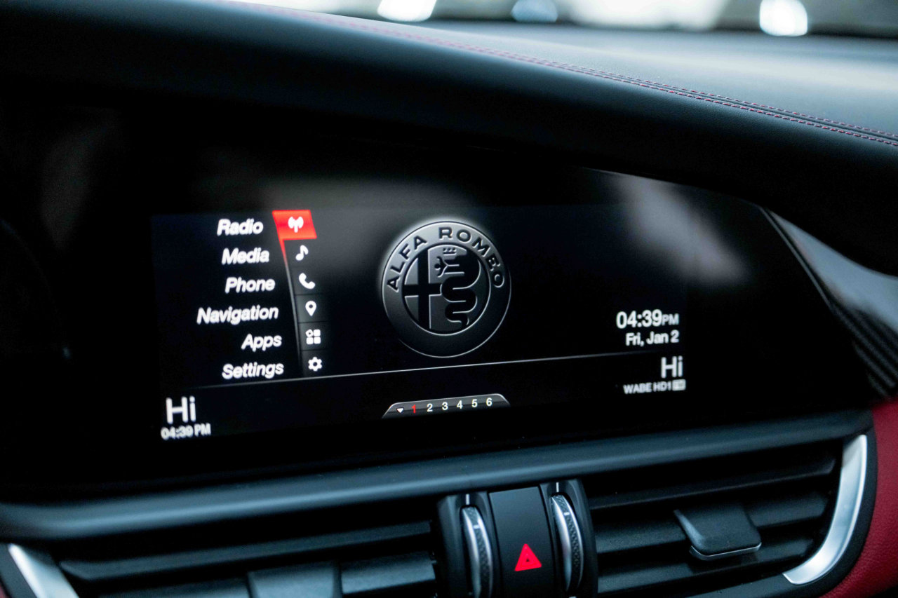 Used 2017 Alfa Romeo Giulia Quadrifoglio image 67