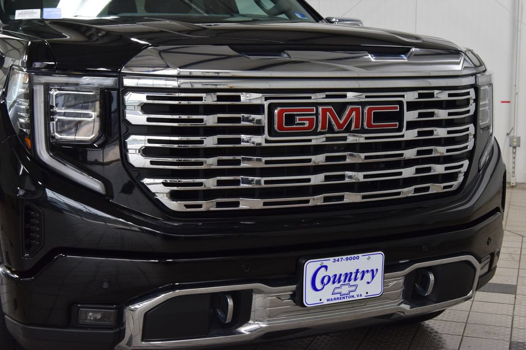 Used 2024 GMC Sierra 1500 Denali AWD/4WD image 13