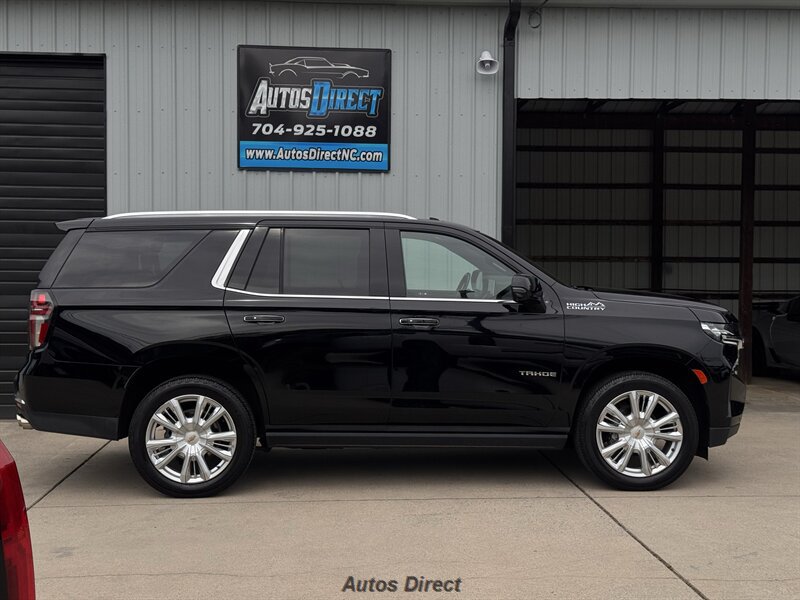 Used 2021 Chevrolet Tahoe High Country w/ Premium Package AWD/4WD image 12