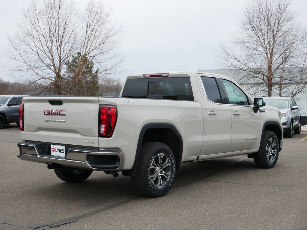 New 2026 GMC Sierra 1500 SLE w/ Preferred Package image 4