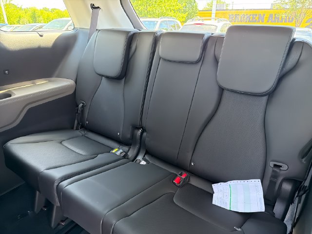 New 2026 Kia Carnival SX FWD image 21