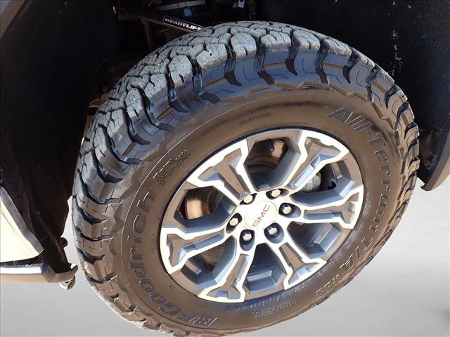 Used 2022 GMC Sierra 1500 SLT AWD/4WD image 6