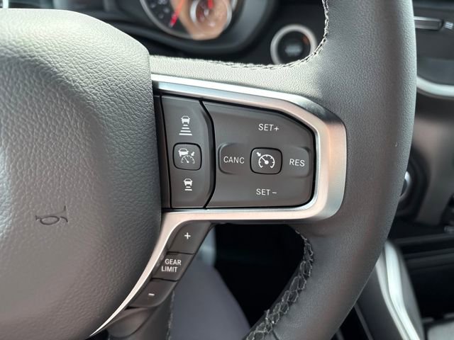 New 2026 RAM 1500 4x4 Crew Cab image 12