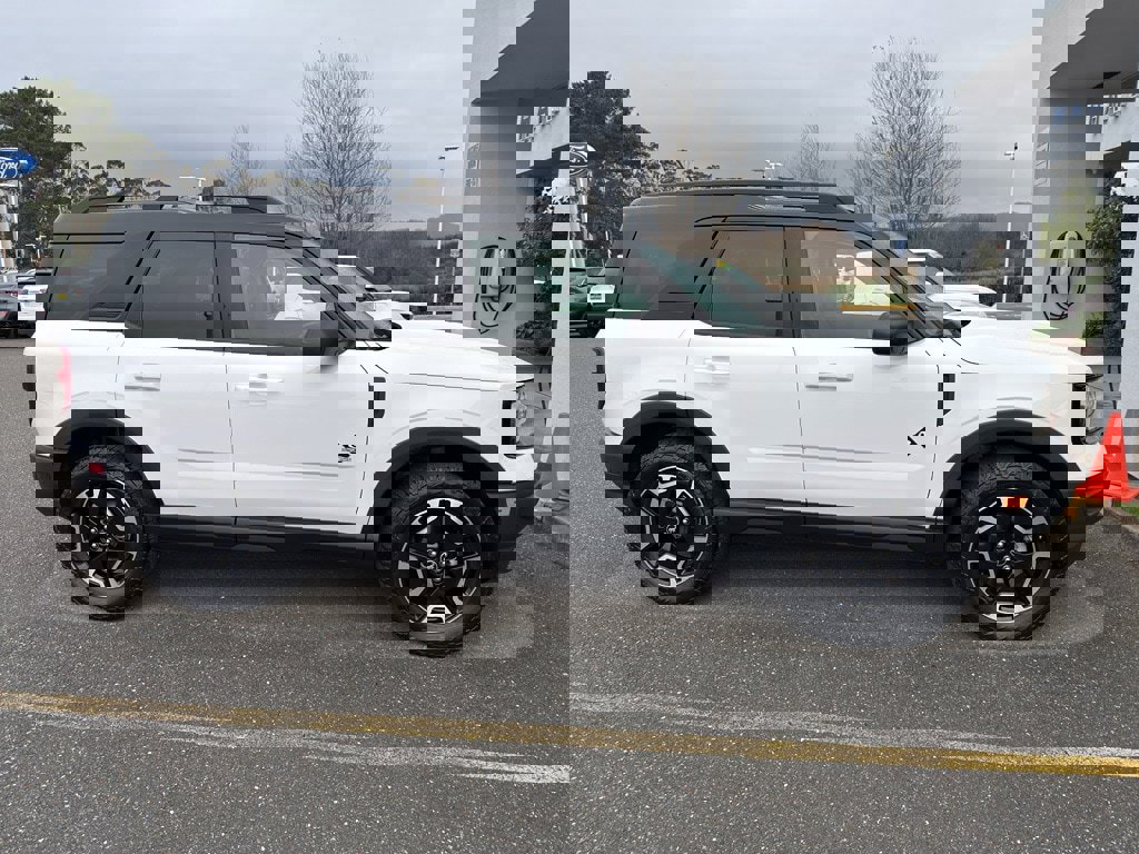 Used 2021 Ford Bronco Sport Outer Banks image 7