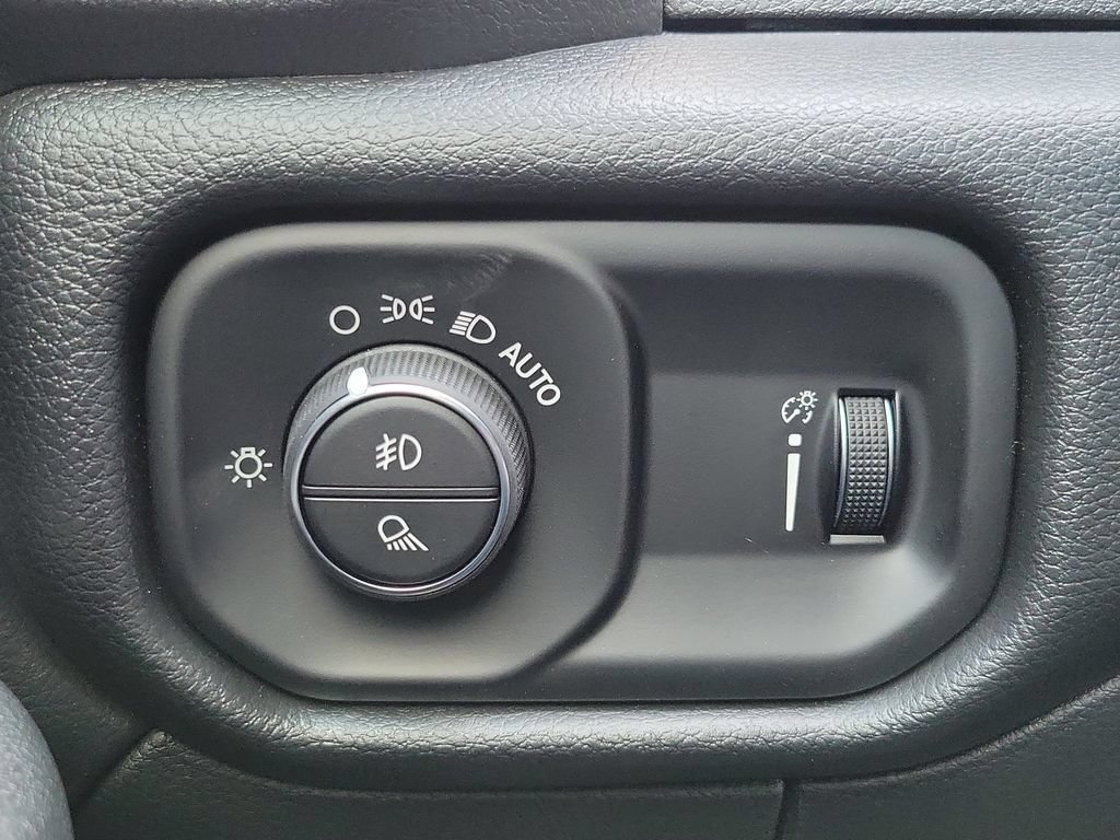 New 2026 RAM 2500 Warlock w/ Safety Group AWD/4WD image 25