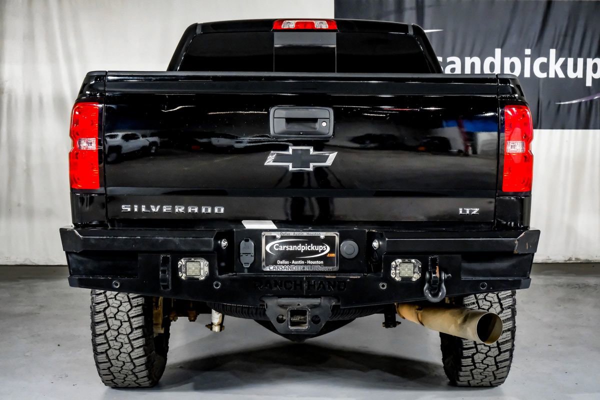 Used 2019 Chevrolet Silverado 2500 LTZ w/ Duramax Plus Package image 9