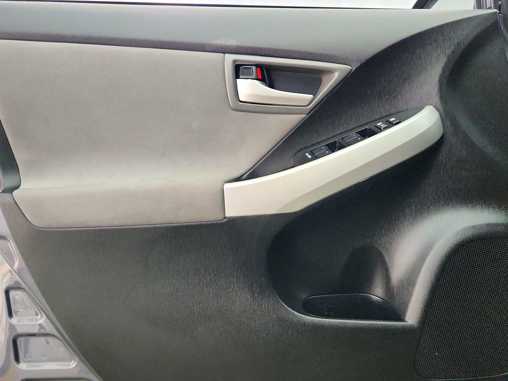 Used 2015 Toyota Prius Two FWD image 21