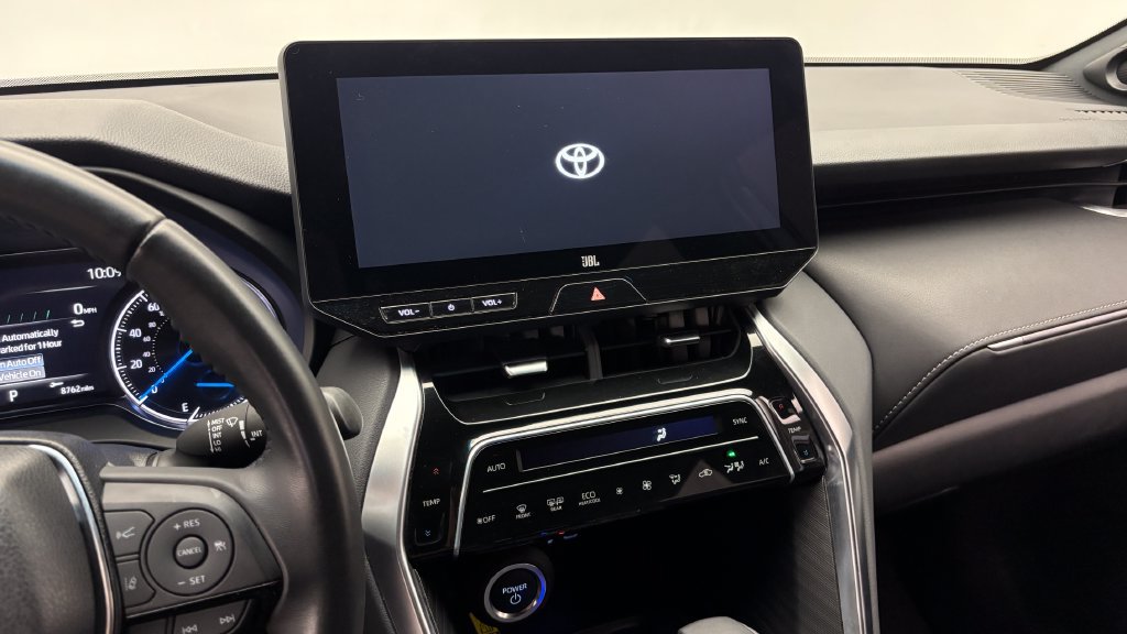 Used 2024 Toyota Venza XLE AWD/4WD image 23