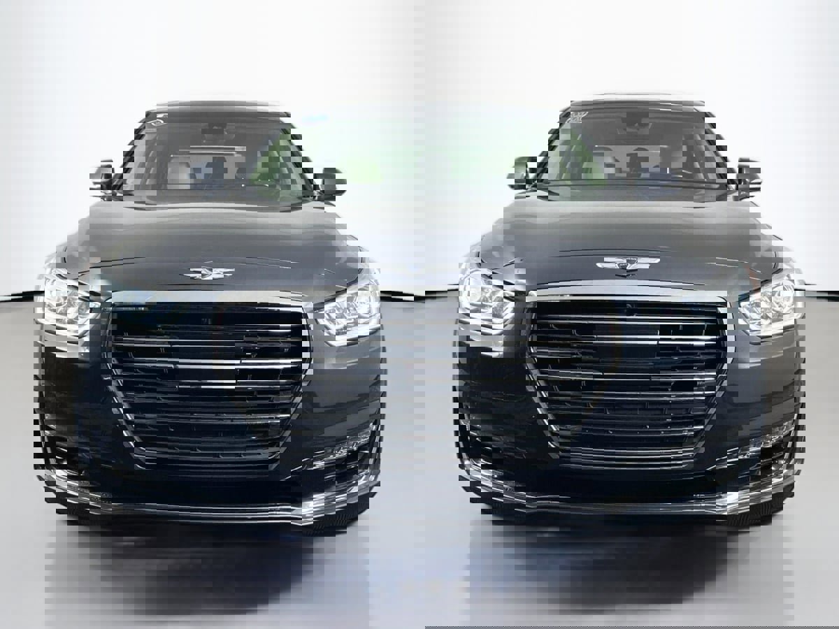 Used 2017 Genesis G90 5.0 Ultimate image 2