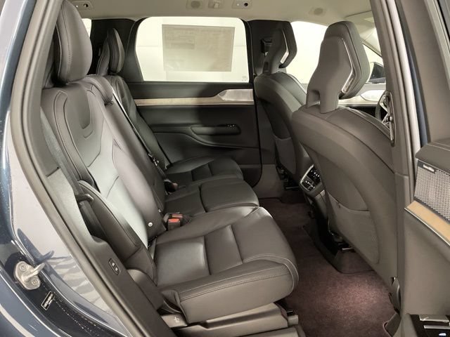 Used 2025 Volvo EX90 Ultra AWD/4WD image 37